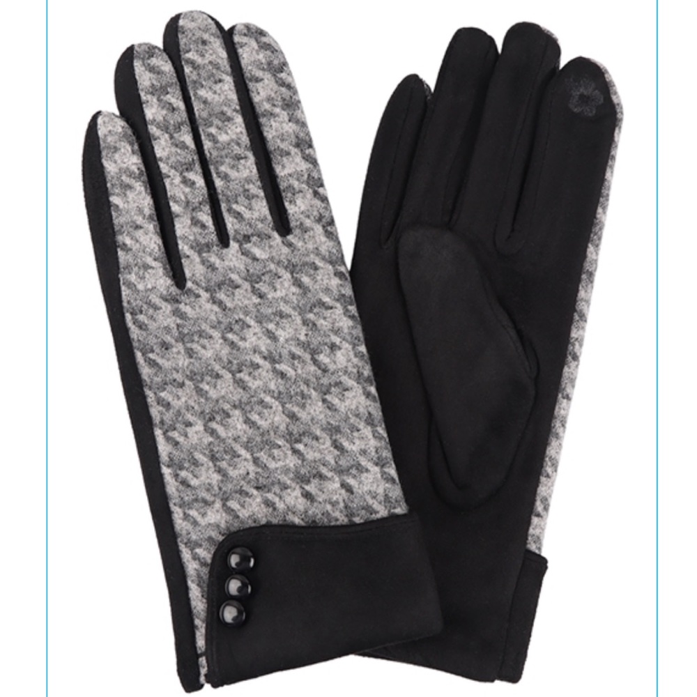 NWT Thin Fleece Smart Touch Gloves in Black and Gray with Houndstooth Pattern!